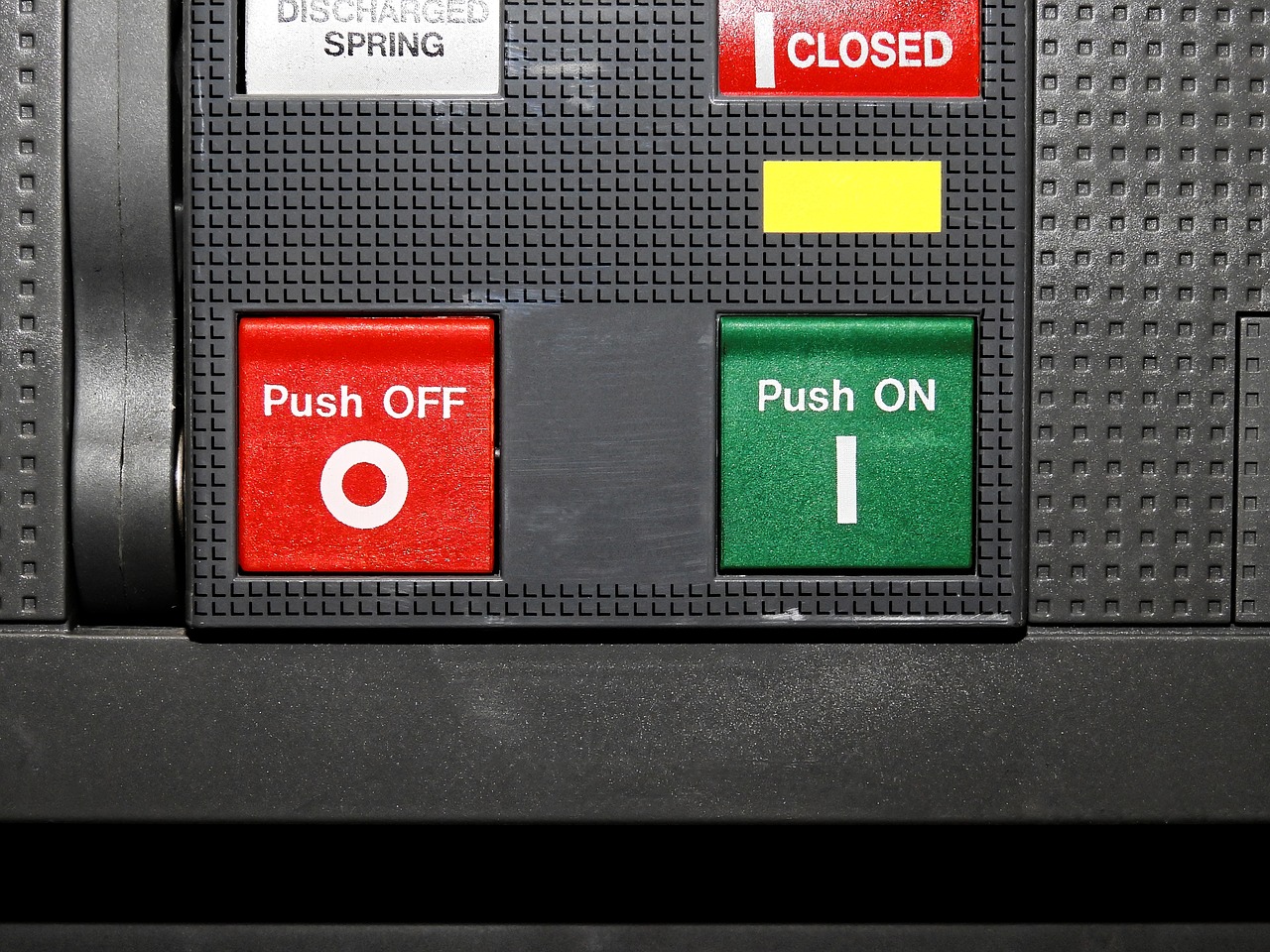 switchgear-2069734_1280